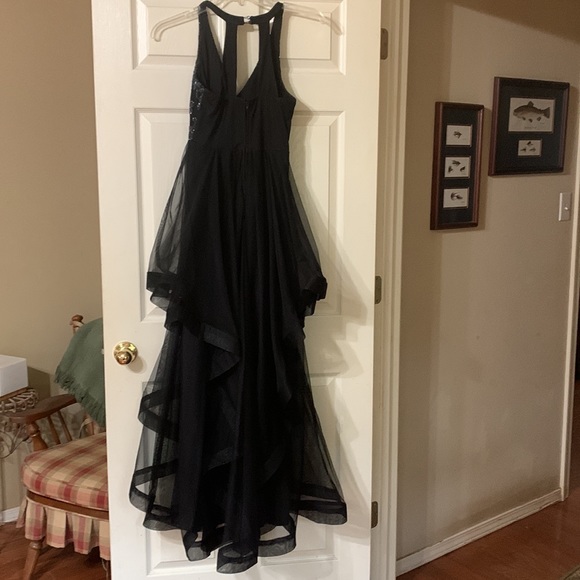Black Formal Gown - Picture 5 of 8